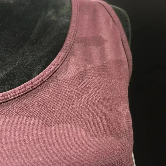 90° By Reflex Athletic scoop neck racerback crop tank top, winetasting combo - L - Picture 2 of 9